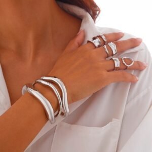 3pcs Geometric Asymetrical Teardrop Metal Bangle Set
